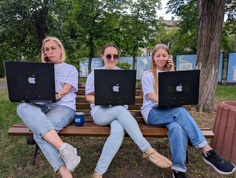 Команда КП ГІОЦ працює просто неба